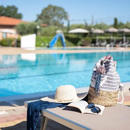 Villaggio Il Girasole Resort 3*