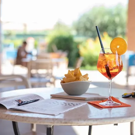 Villaggio Il Girasole 3*